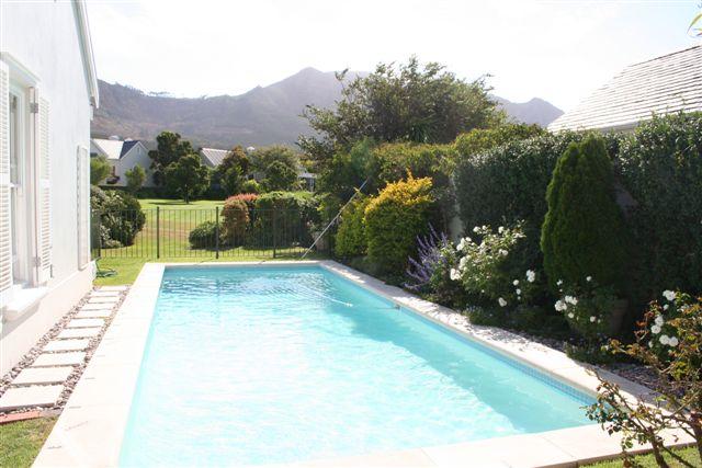 4 Bedroom Property for Sale in Steenberg Estate Western Cape